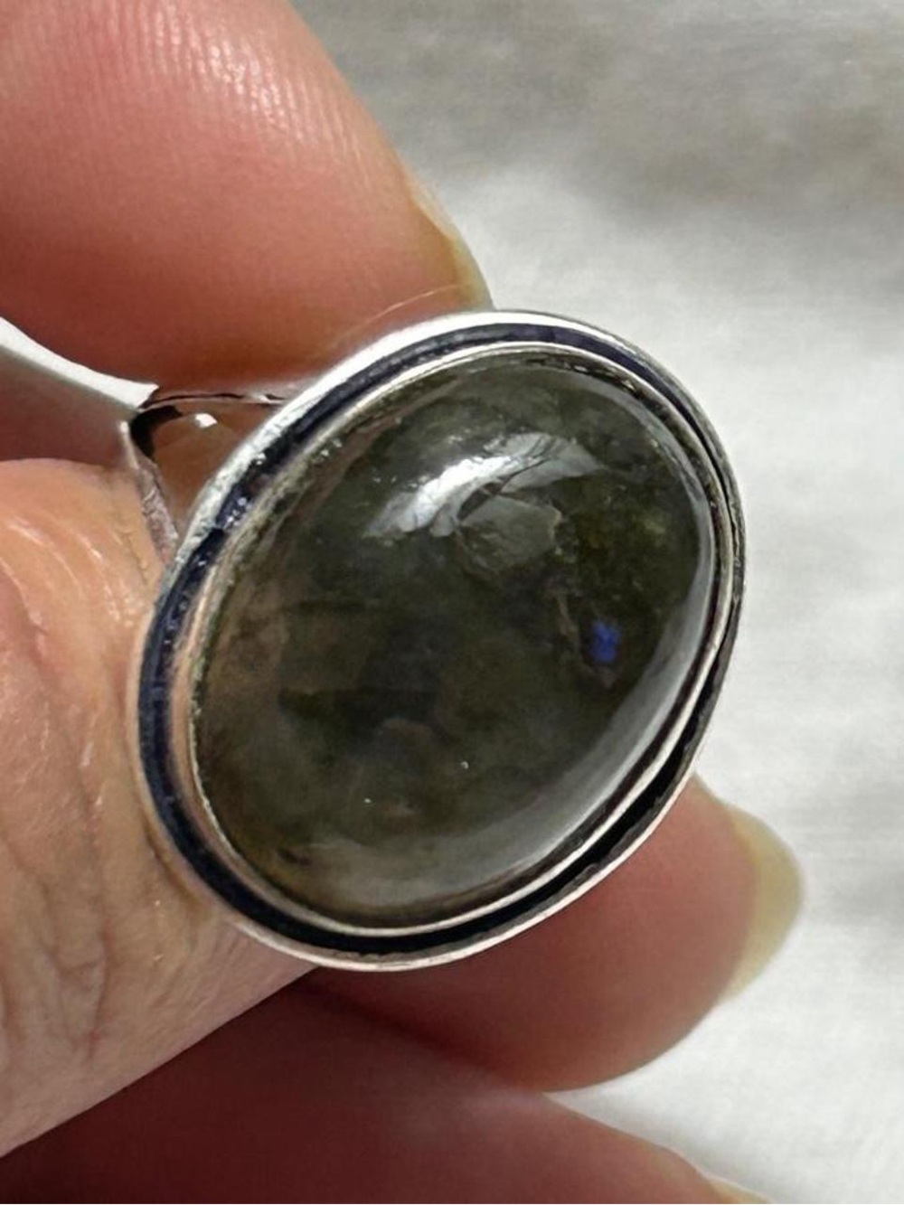 925 Silver Labradorite Oval Ring - Olive Green